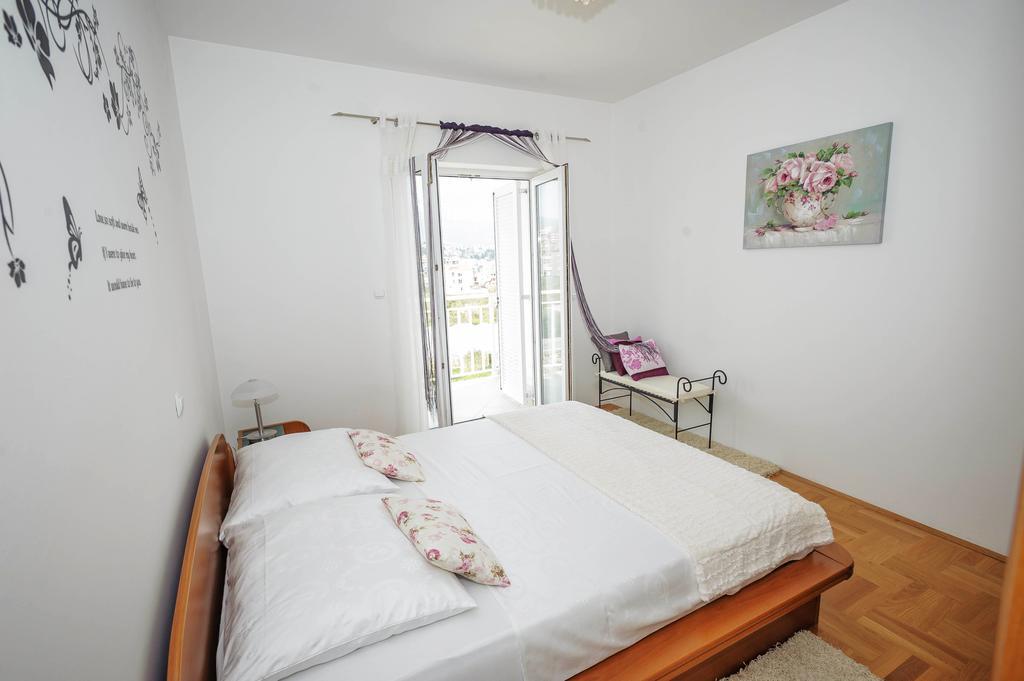 Apartment Taras Split Exterior foto